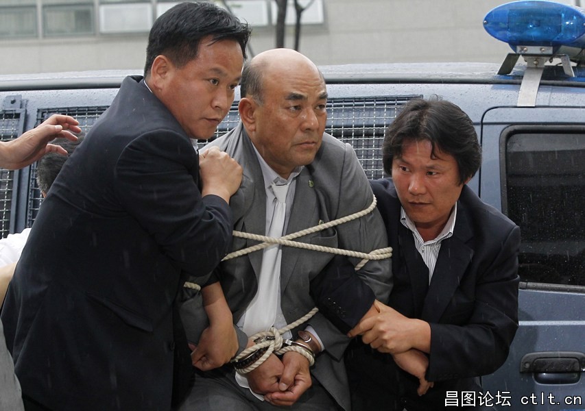 5、卢修熙通过朝韩边界之后被捕.jpg