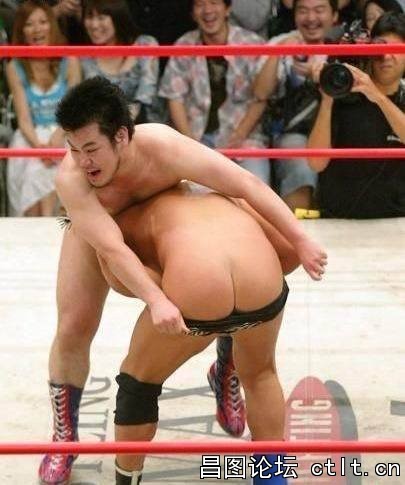 赛场上的疯狂瞬间2.jpg