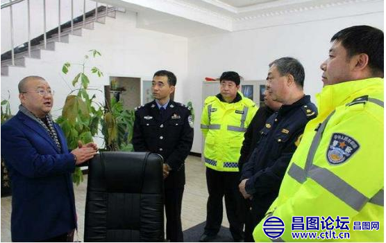 昌图交警大队进企业开展春运宣传.png