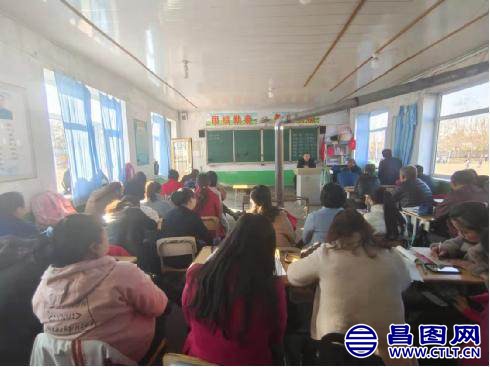 强化安全管理 筑牢安全防线！辽宁省昌图县平安堡镇中心小学召开安全会议