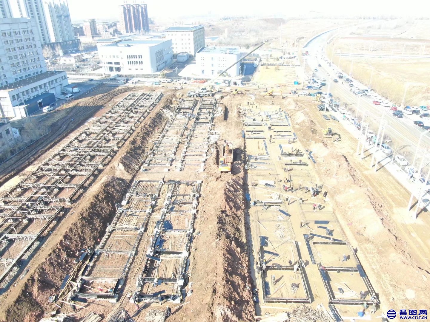 昌图县新区启动健康驿站暨方舱医院项目建设