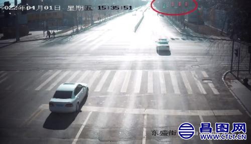 昌图幼儿卡喉抽搐，交警疾驰援手.jpeg