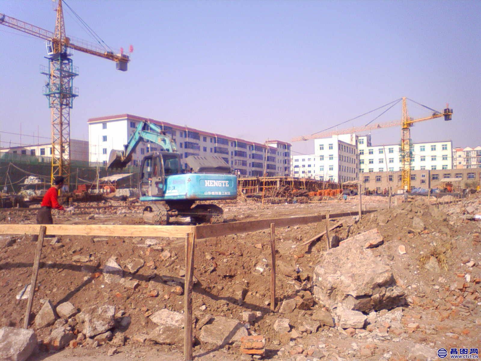 07年五一节建筑工地 .jpg