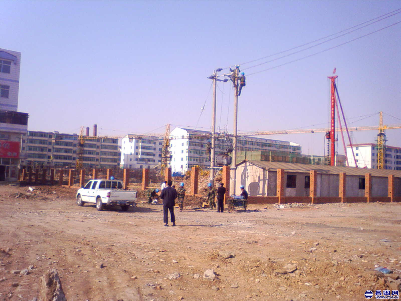 07年五一节建筑工地 _7.jpg