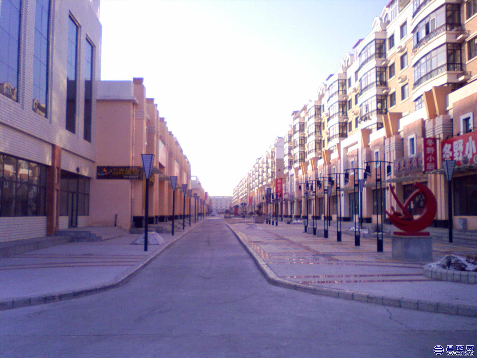 NO000045.JPG .jpg