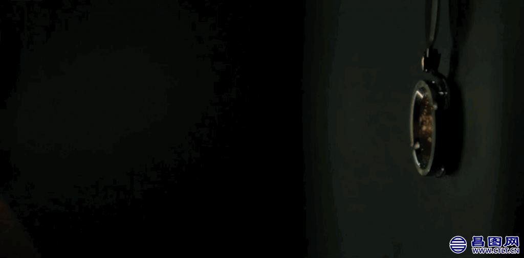 j4ezEmwt366Z6T8Z.jpg