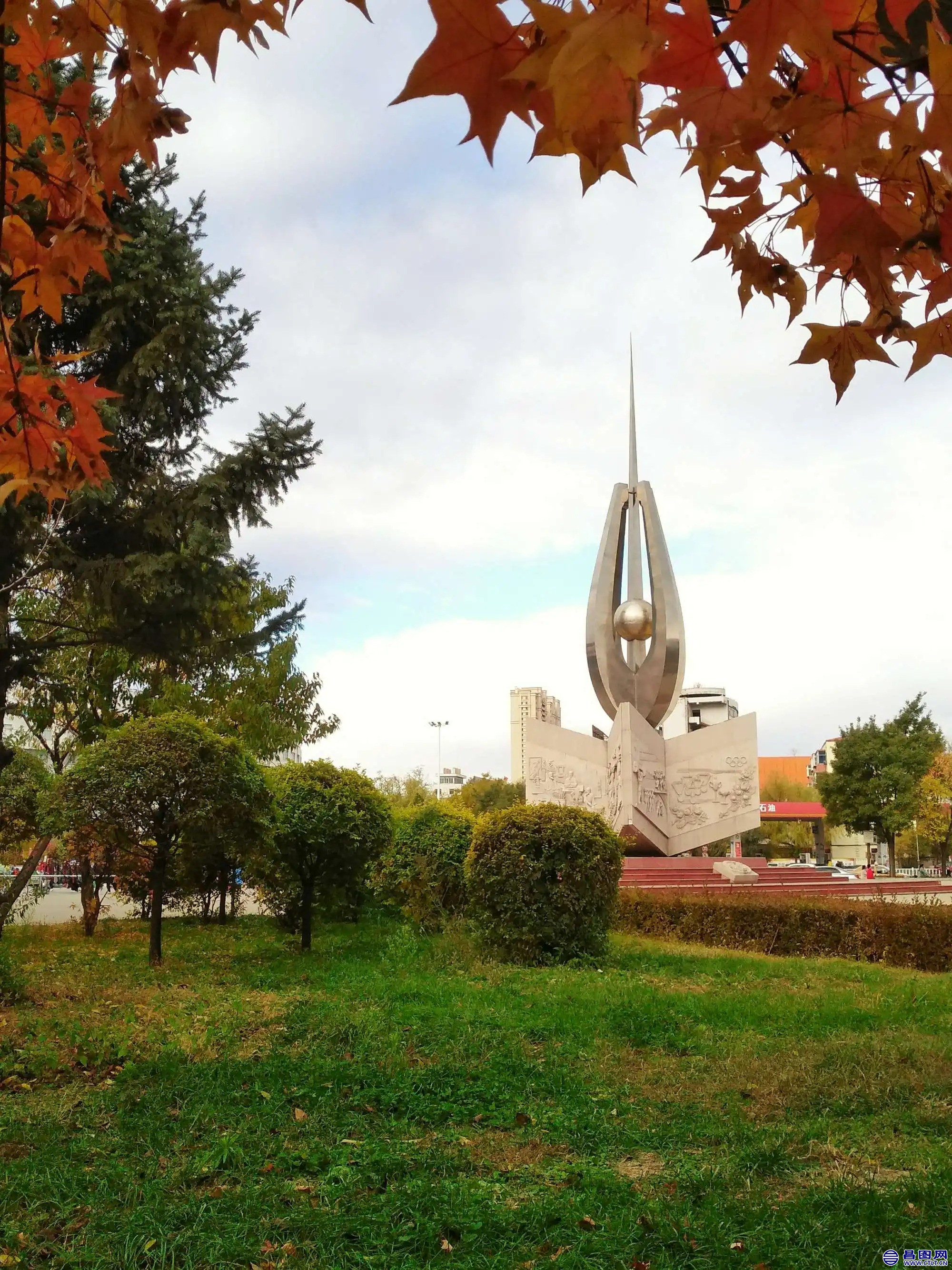 铁岭市驻跸园文化健身广场