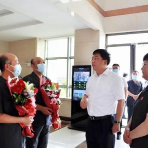 铁岭市委常委、政法委书记李友同志到昌图法院调研并看望慰问一线干警 ...