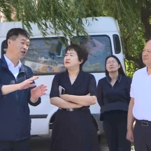 市人大调研组对昌图县住宅小区物业管理情况开展专题调研