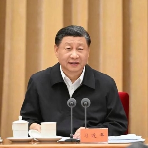 跟着总书记看中国 | 华中屋脊 绿色奇迹