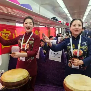 途经200多家景区，“好客山东•齐鲁1号”这趟旅游列车发车啦！ ...